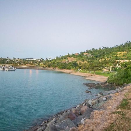 Marina View Apartment Airlie Beach Ngoại thất bức ảnh